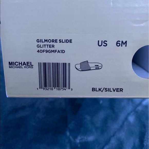 Michael Kors Slides - Picture 6 of 8